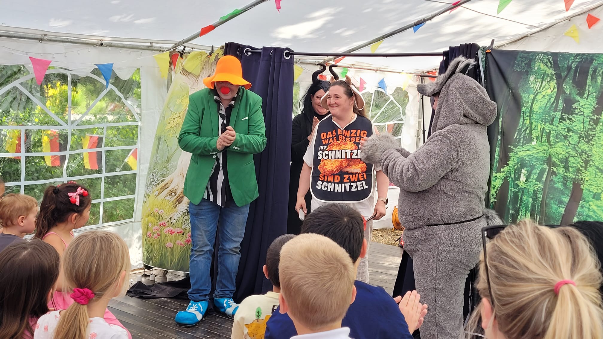 Clown Saschi im Theater